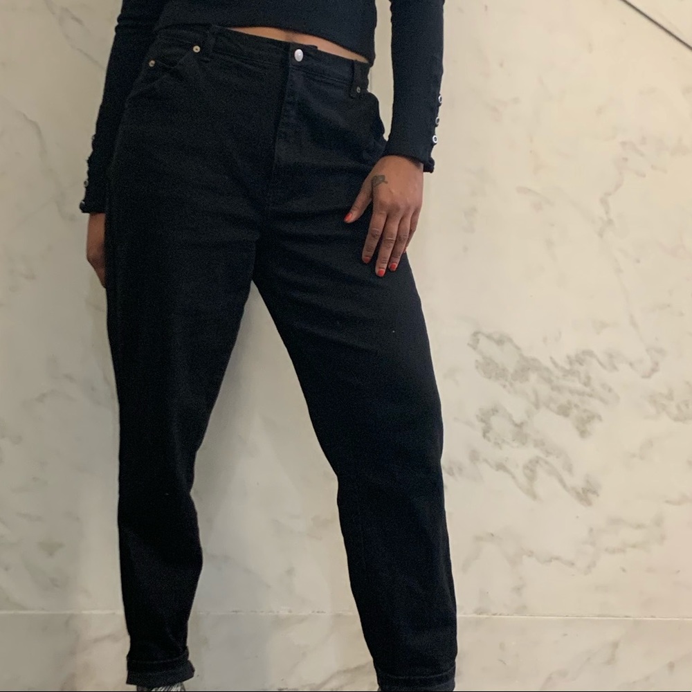 Black Mom Jeans
